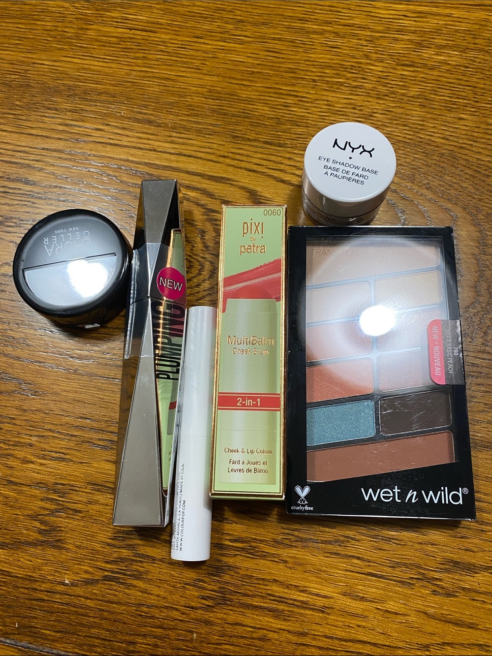 New Makeup Bundle #10 WetnWild Eyeshadow ,Eyeshadow Duo, Lip,Blush, Eye Base